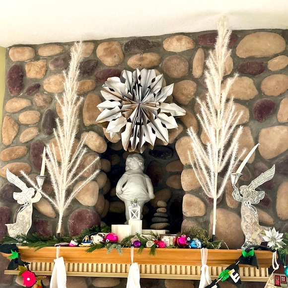 Two Silver angel Candleholders - Picture 2 of 6